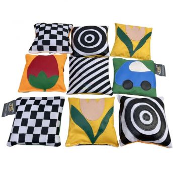 TIA-SPORT sensory matching bags game