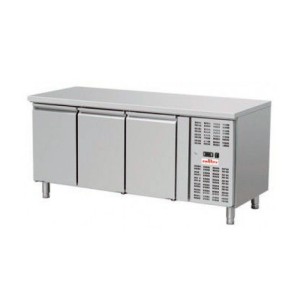 Стіл морозильний Frosty GN 3100BT, 3 двері